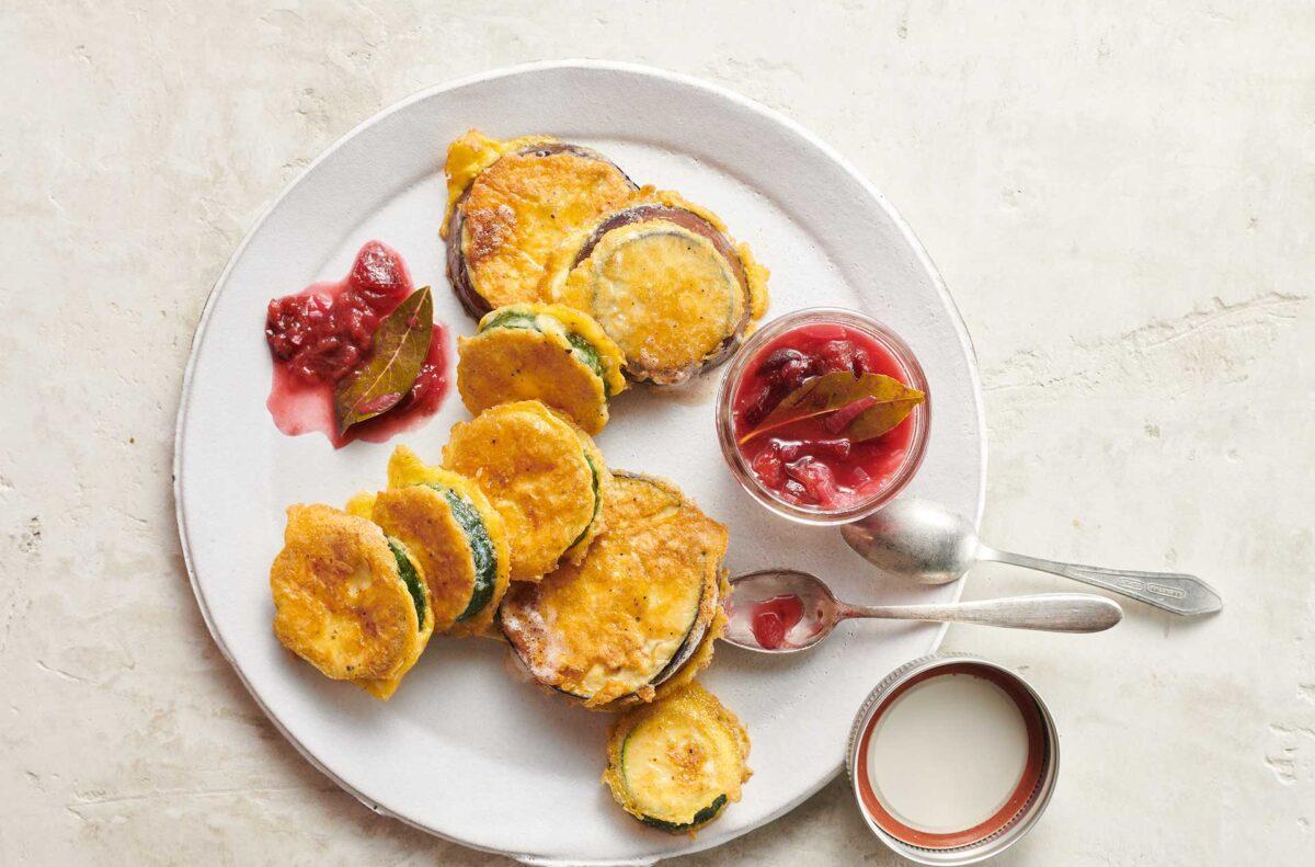 Gemüsepiccata aus der Kategorie Gemüse (2). Das fertige Gericht schön angerichtet und fotografiert aus Vogelperspektive (Food Fotografie). Serviervorschlag, Original Tiptopf Rezept, aus dem bekanntesten Kochbuch der Schweiz