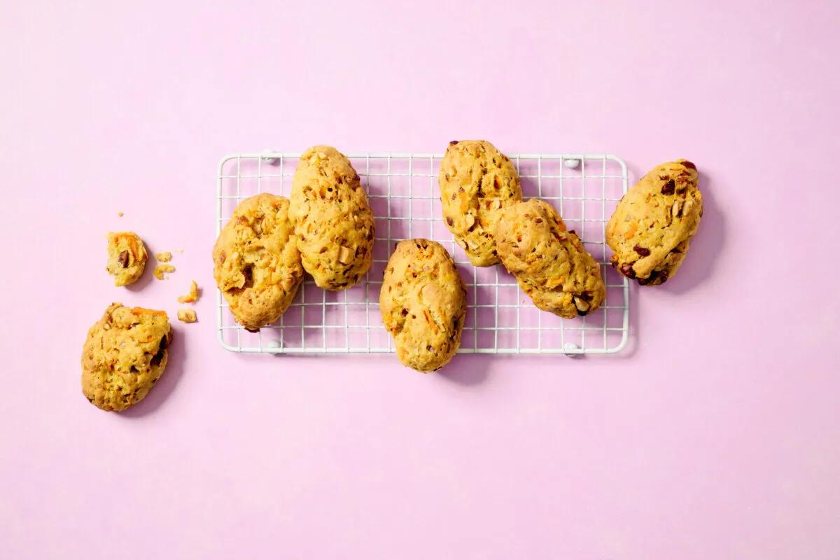 Pausenbrötchen aus der Kategorie Gebäck süss. Das fertige Gericht schön angerichtet und fotografiert aus Vogelperspektive (Food Fotografie). Serviervorschlag, Original Tiptopf Rezept, aus dem bekanntesten Kochbuch der Schweiz